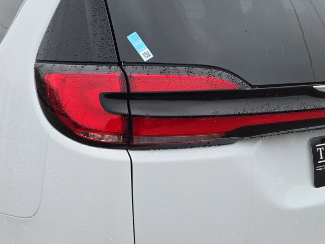 New 2026 Chrysler Pacifica Pinnacle image 8