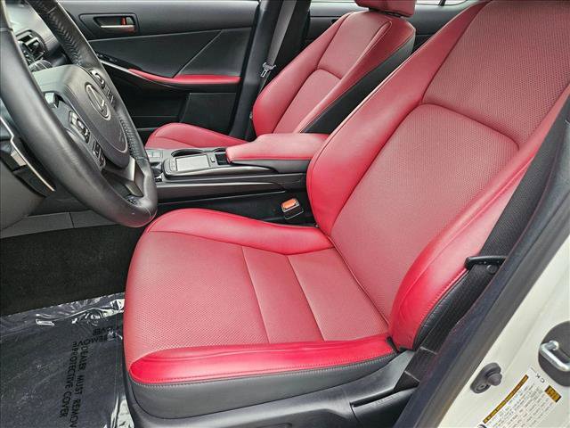 Used 2024 Lexus IS 300 w/ Comfort Package RWD image 15