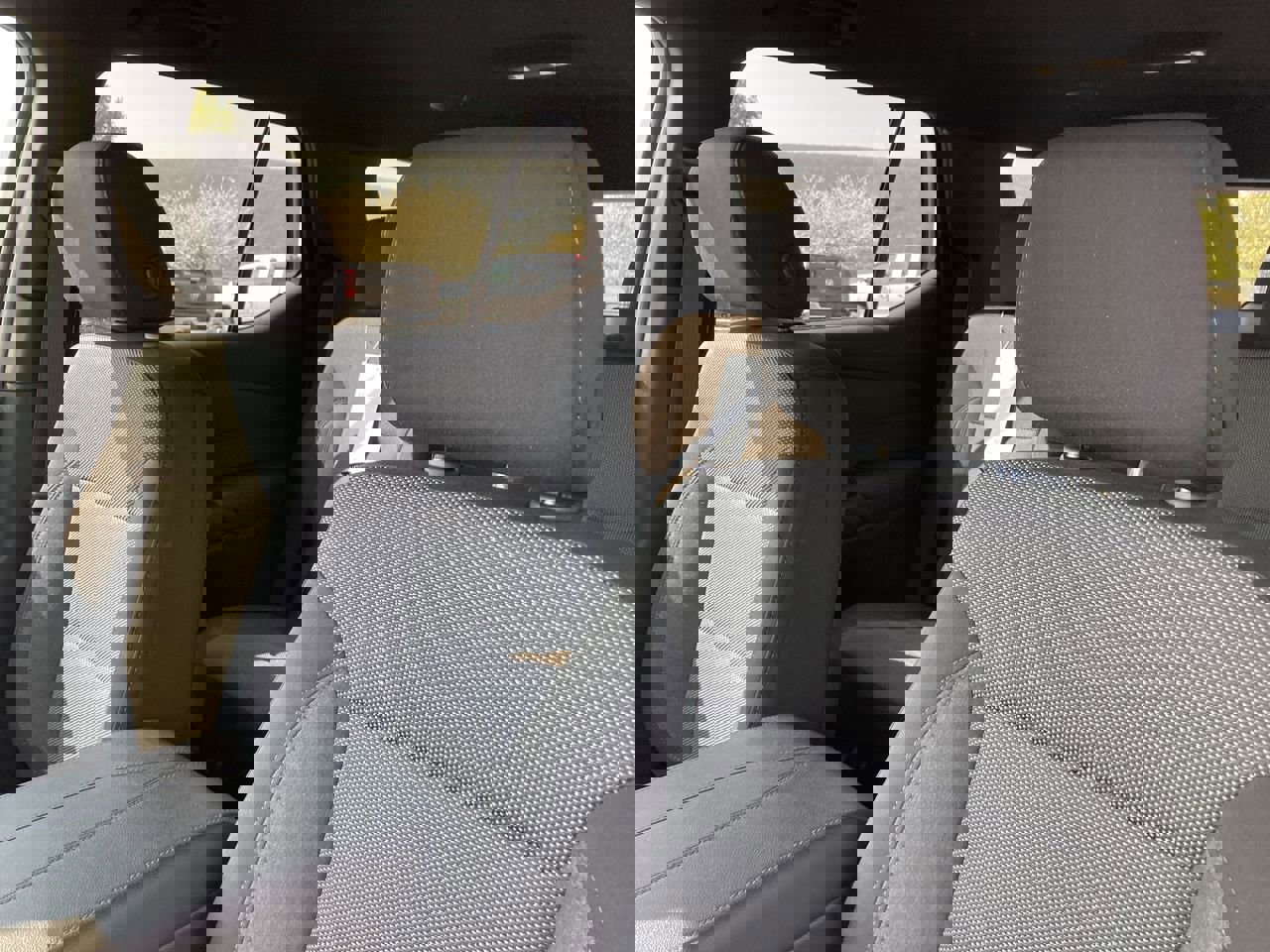 Used 2023 Chevrolet Traverse LT image 22