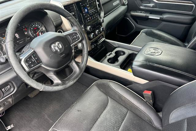 Used 2019 RAM 1500 Laramie AWD/4WD image 9