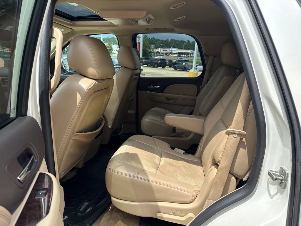 Used 2014 GMC Yukon Denali RWD image 21