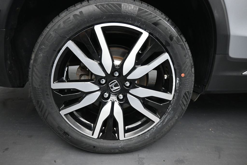 Used 2022 Honda Pilot Touring image 10
