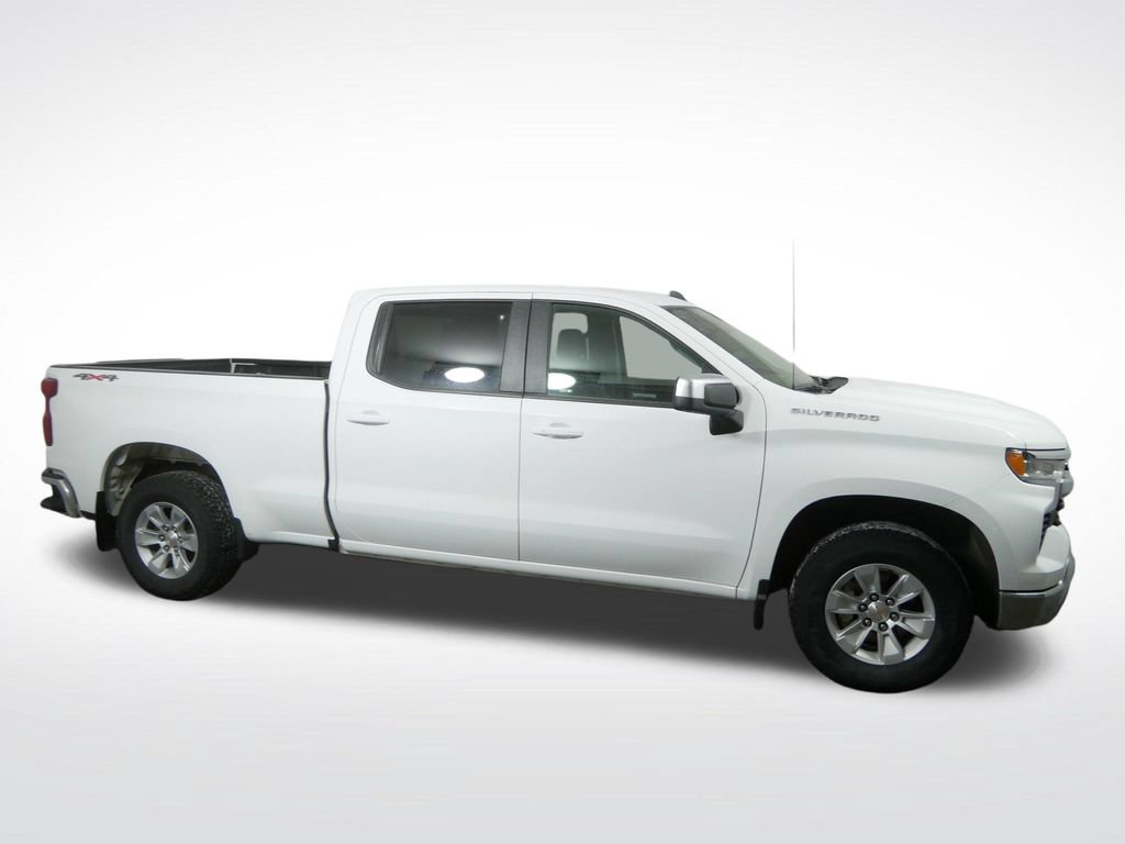 Used 2025 Chevrolet Silverado 1500 LT w/ Work Truck Package AWD/4WD image 2