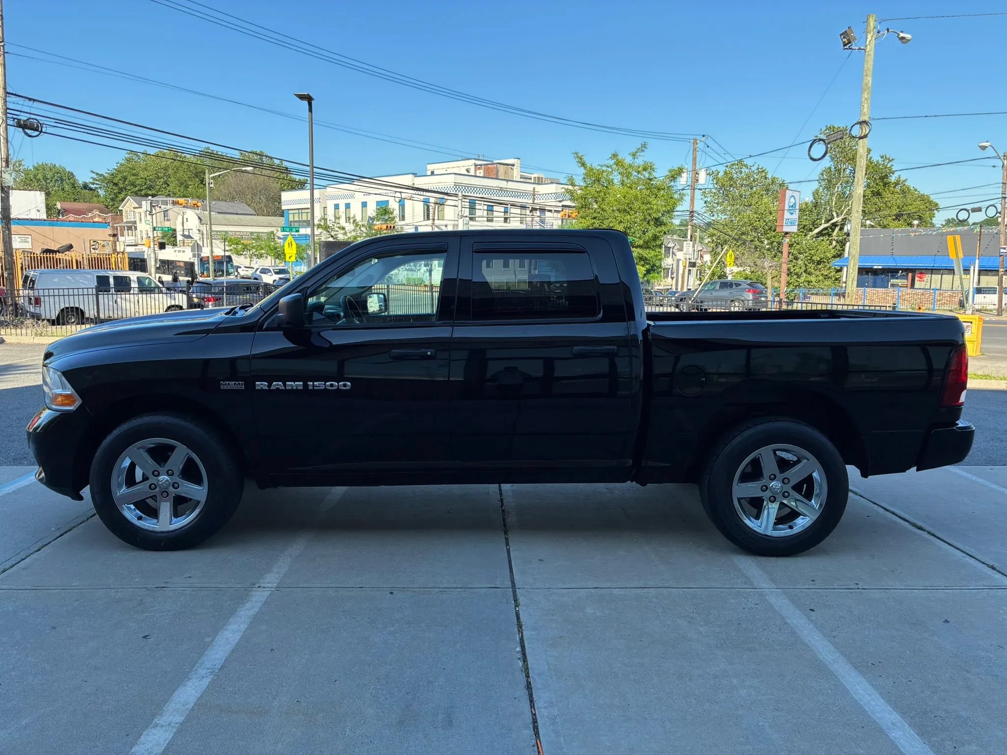 Used 2012 RAM 1500 Express w/ ST Popular Equipment Group AWD/4WD image 3
