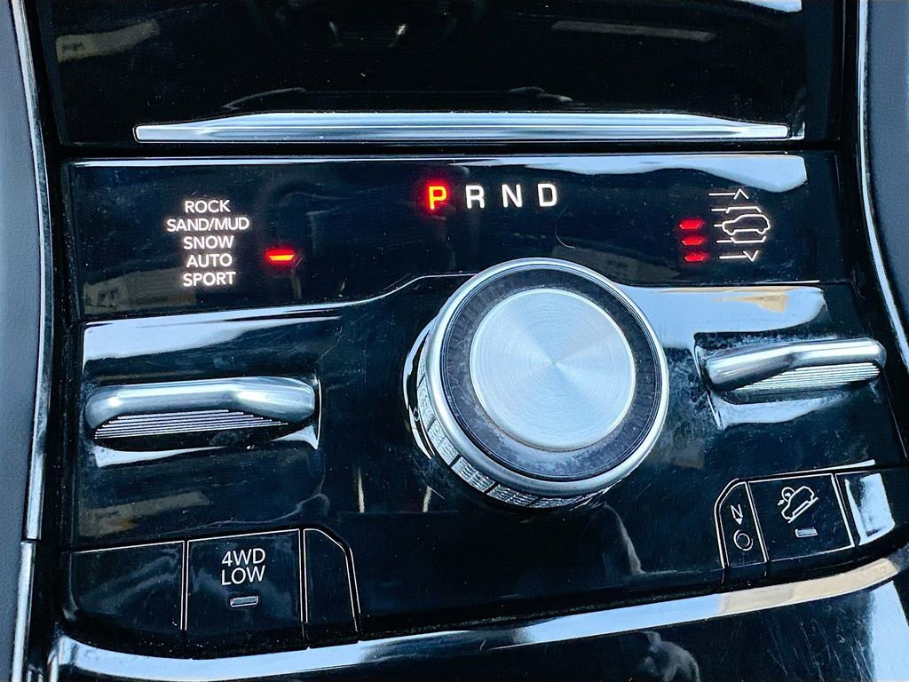 Used 2023 Jeep Grand Cherokee Summit image 22