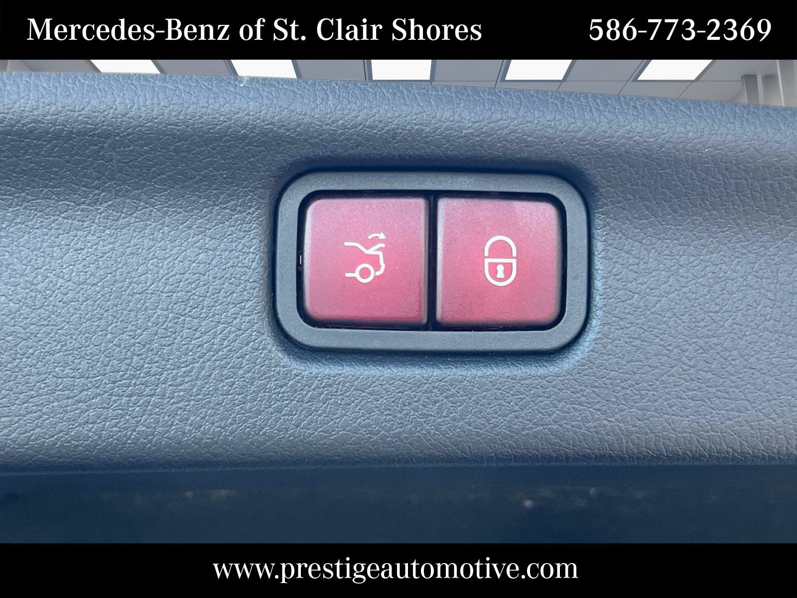 Used 2023 Mercedes-Benz C 300 4MATIC Sedan image 15
