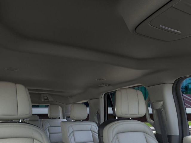 New 2026 Lincoln Navigator Premiere image 22