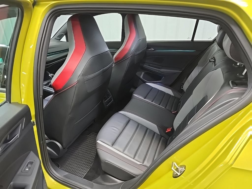 Used 2022 Volkswagen GTI Autobahn FWD image 31
