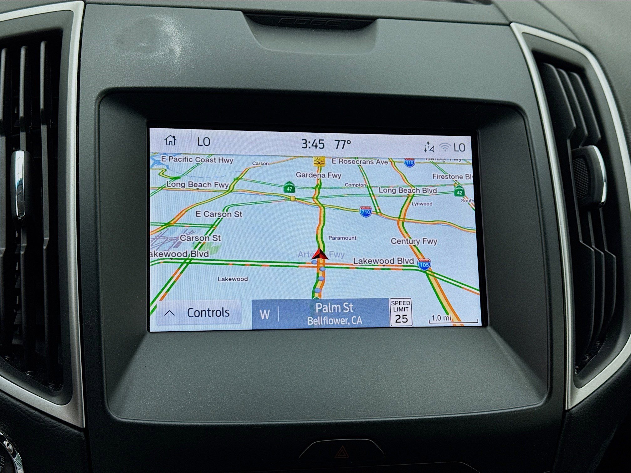 Used 2020 Ford Edge SEL w/ Convenience Package image 9