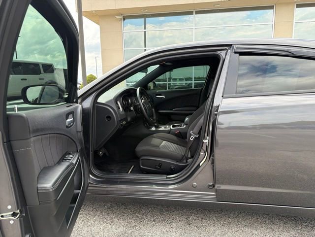 Used 2023 Dodge Charger SXT RWD image 9