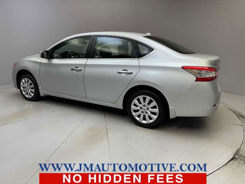 Used 2015 Nissan Sentra SV FWD image 3