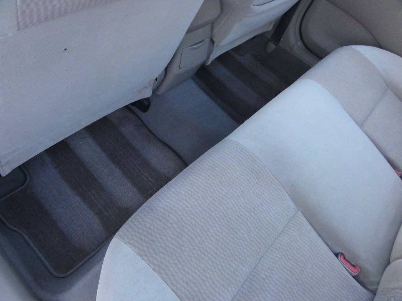 Used 2008 Toyota Corolla LE FWD image 17