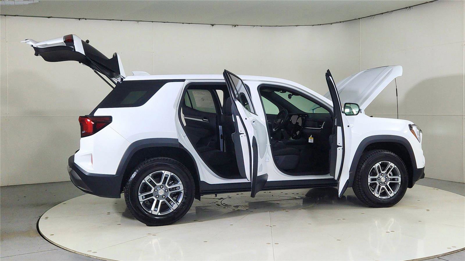 Used 2026 GMC Terrain Elevation image 12