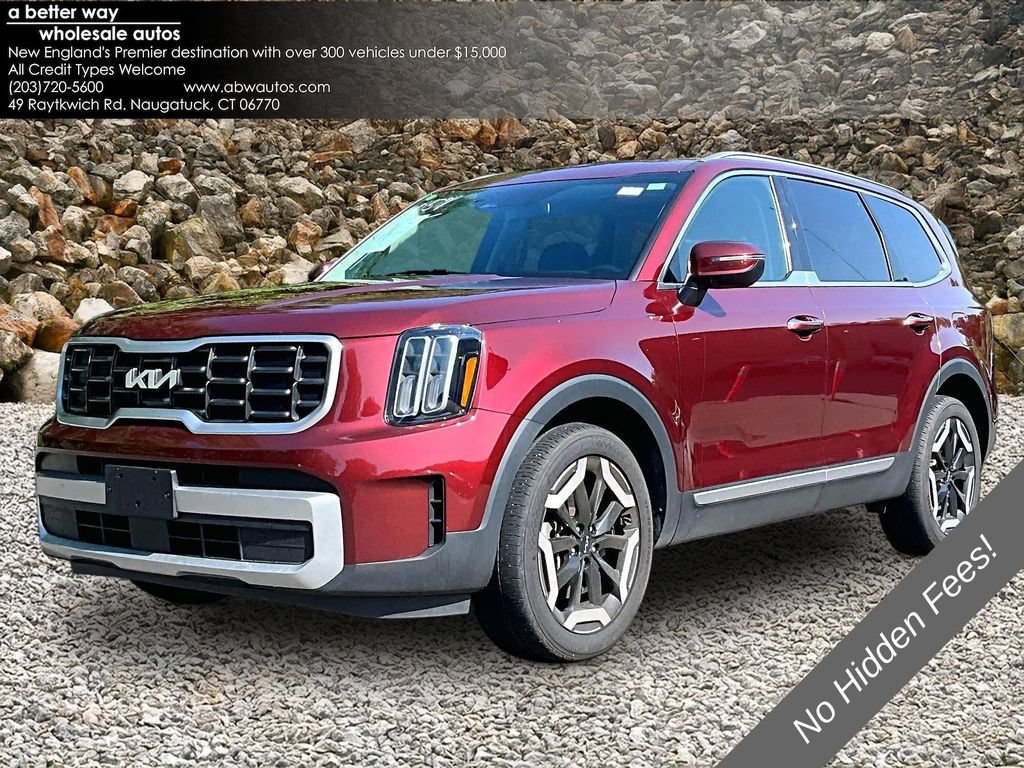 Used 2023 Kia Telluride S w/ S Sunroof Package
