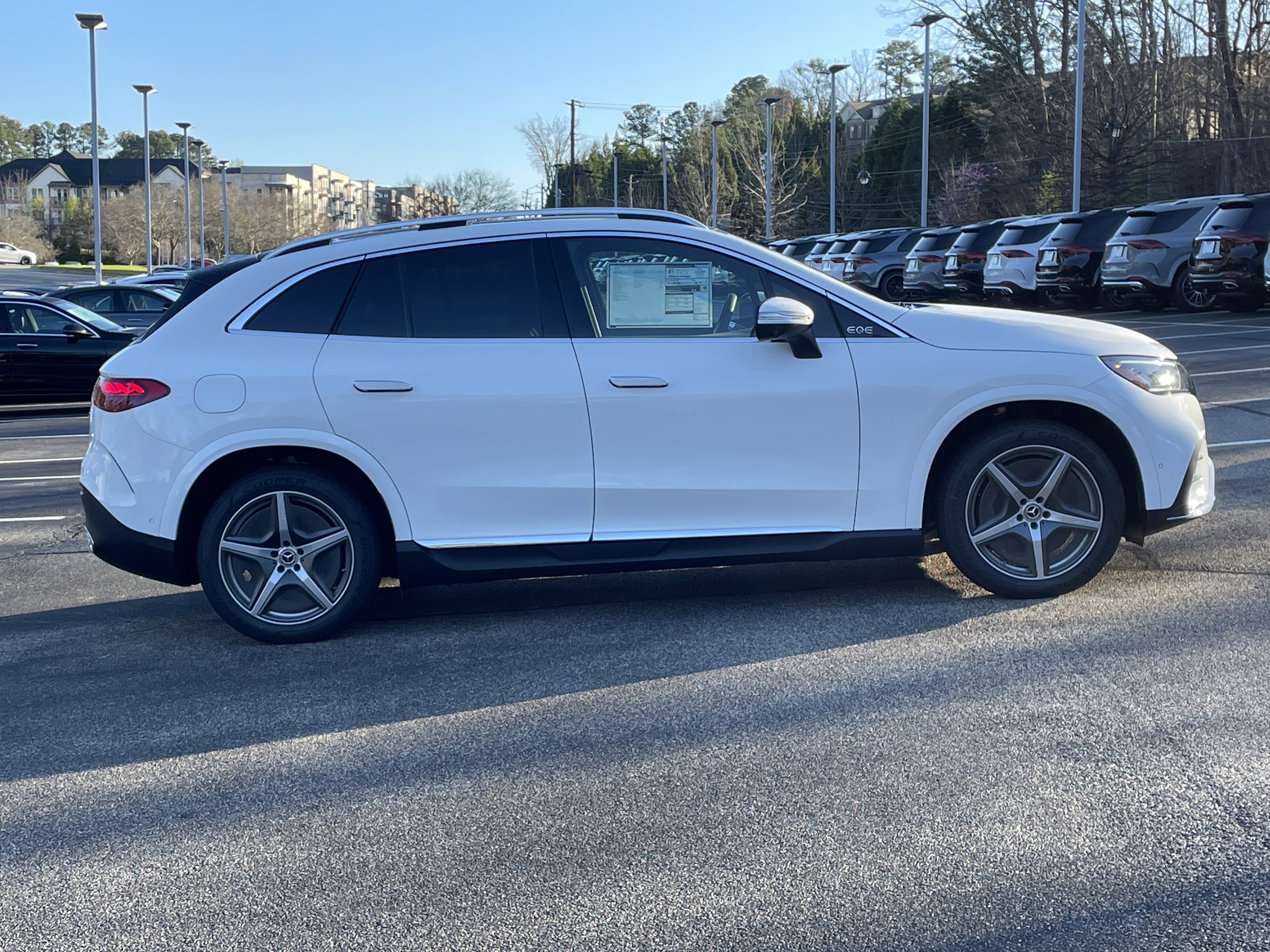 New 2026 Mercedes-Benz EQE 320 4MATIC SUV image 5