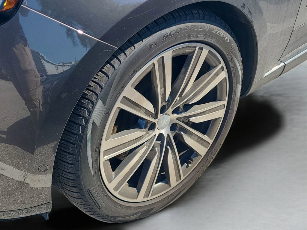 Used 2023 Land Rover Range Rover Long Wheelbase SE image 35