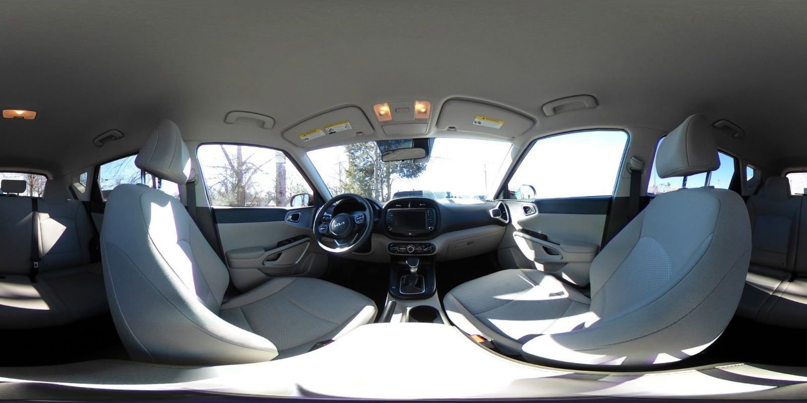 Used 2025 Kia Soul LX w/ LX Technology Package image 40