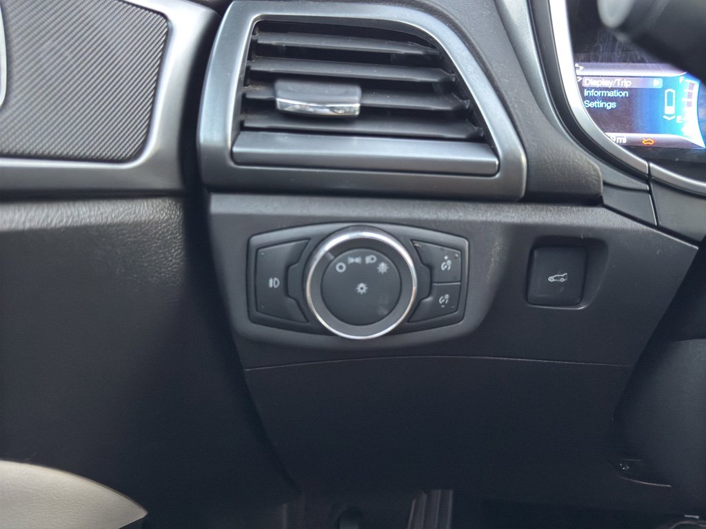 Used 2015 Ford Fusion Titanium image 25