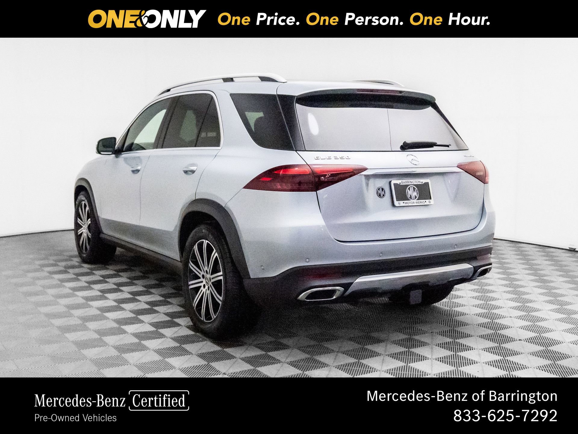 Used 2025 Mercedes-Benz GLE 350 4MATIC image 3