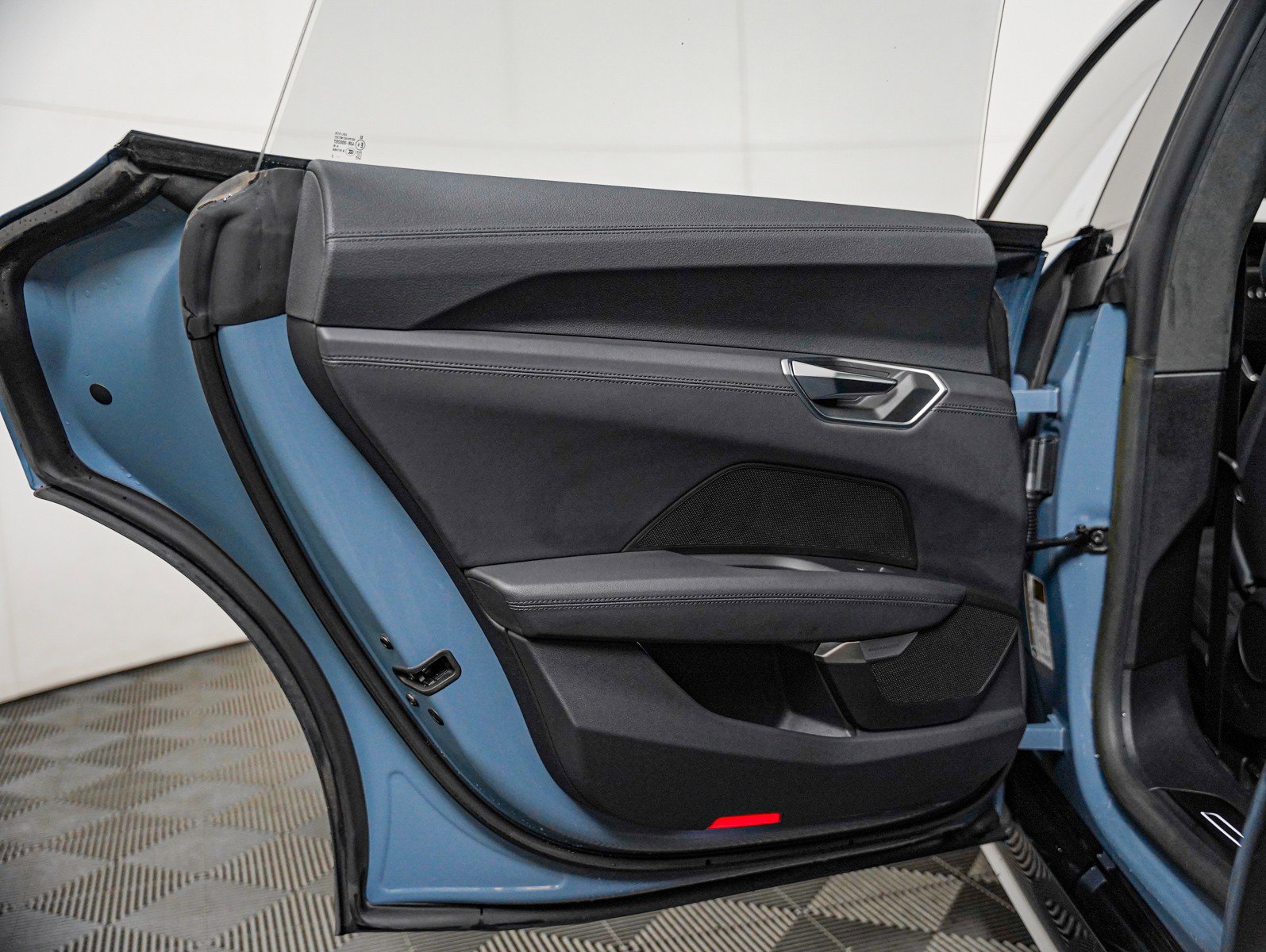 Certified 2024 Audi e-tron GT Prestige AWD/4WD image 23