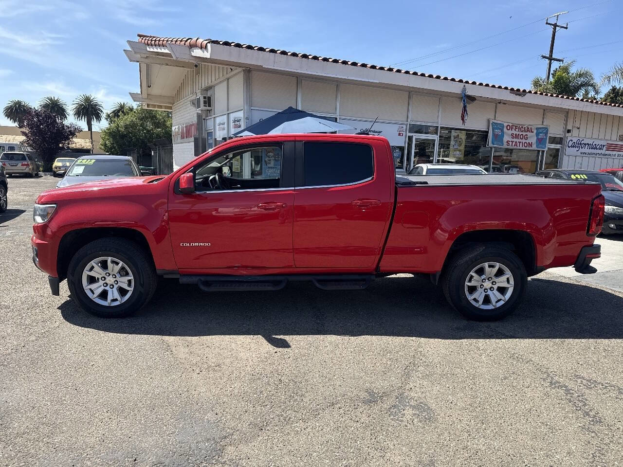 Used 2017 Chevrolet Colorado LT w/ LT Convenience Package image 2