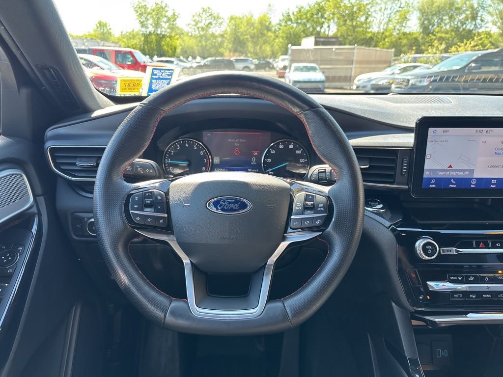 Used 2022 Ford Explorer ST-Line AWD/4WD image 11