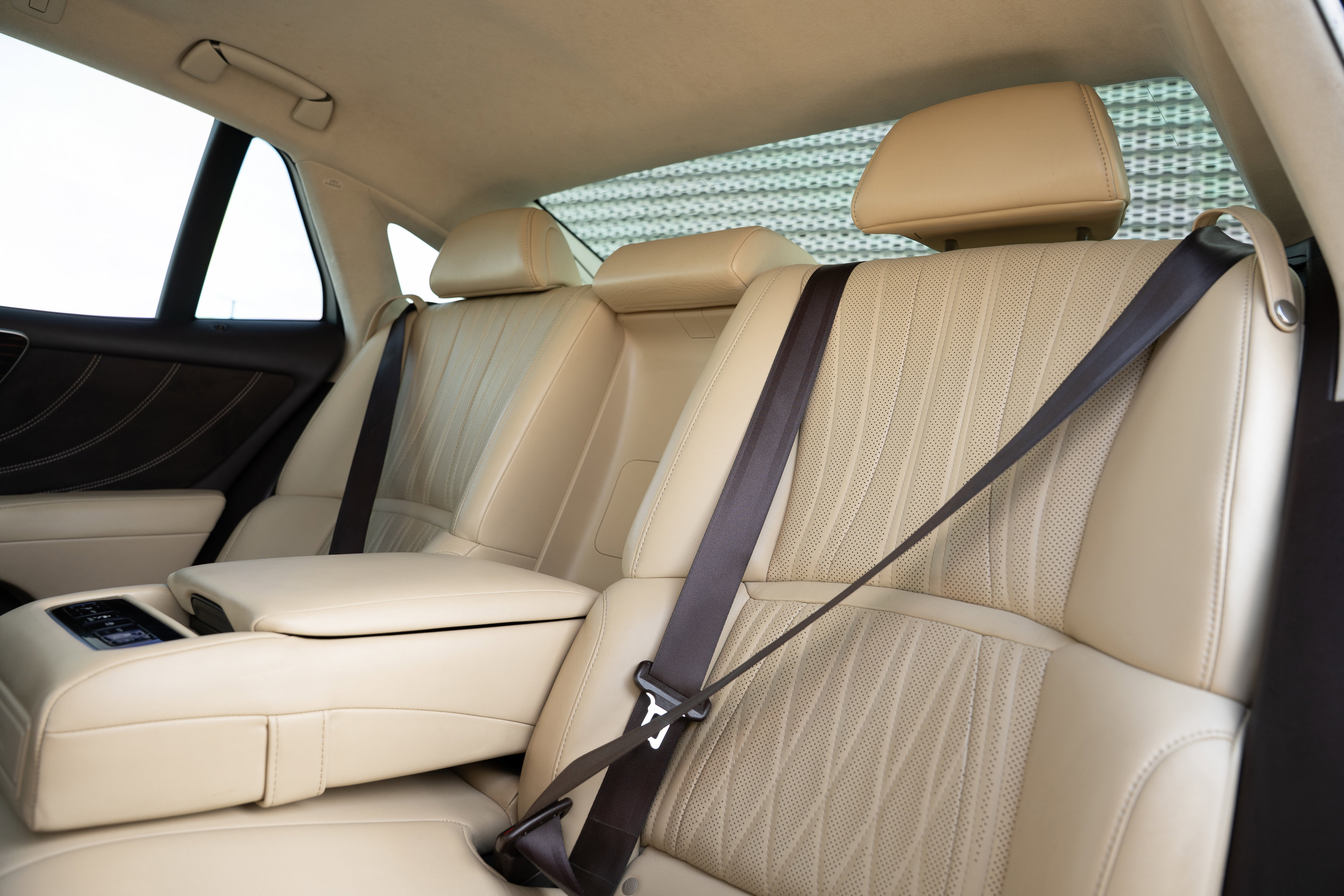 Used 2018 Lexus LS 500 AWD w/ Interior Upgrade Package image 29