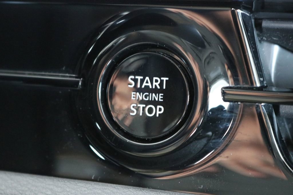 Certified 2025 INFINITI QX80 Sensory image 62