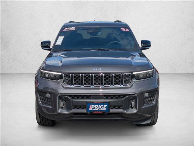 Used 2023 Jeep Grand Cherokee Overland w/ Luxury Tech Group IV AWD/4WD image 2