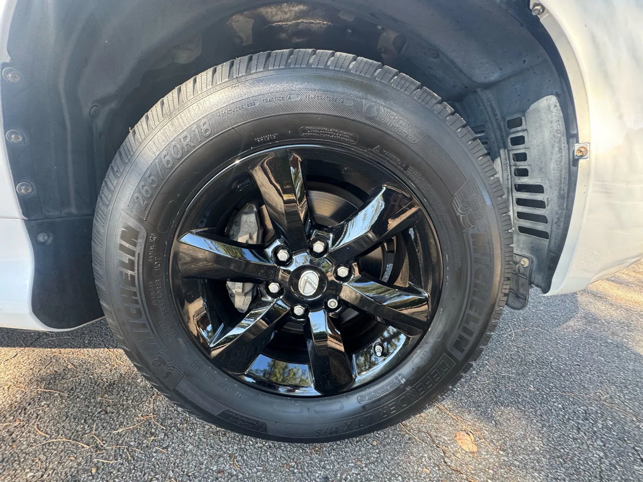 Used 2013 Lexus GX 460 image 36