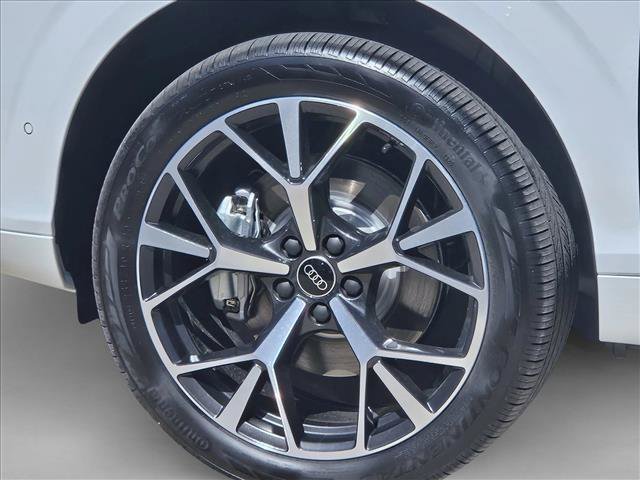 New 2026 Audi Q3 quattro 2.0T AWD/4WD image 9