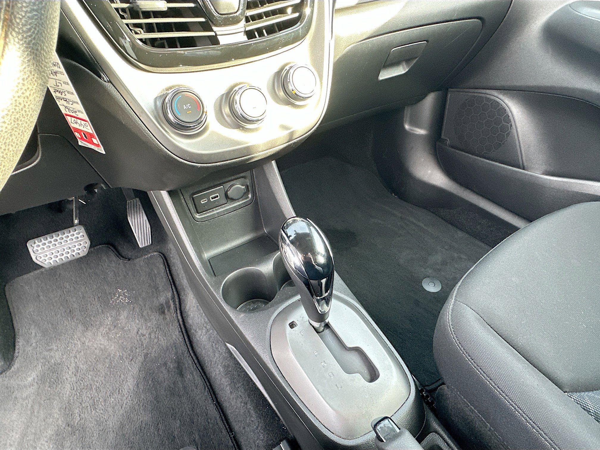 Used 2022 Chevrolet Spark LT w/ Spark Special Edition image 16