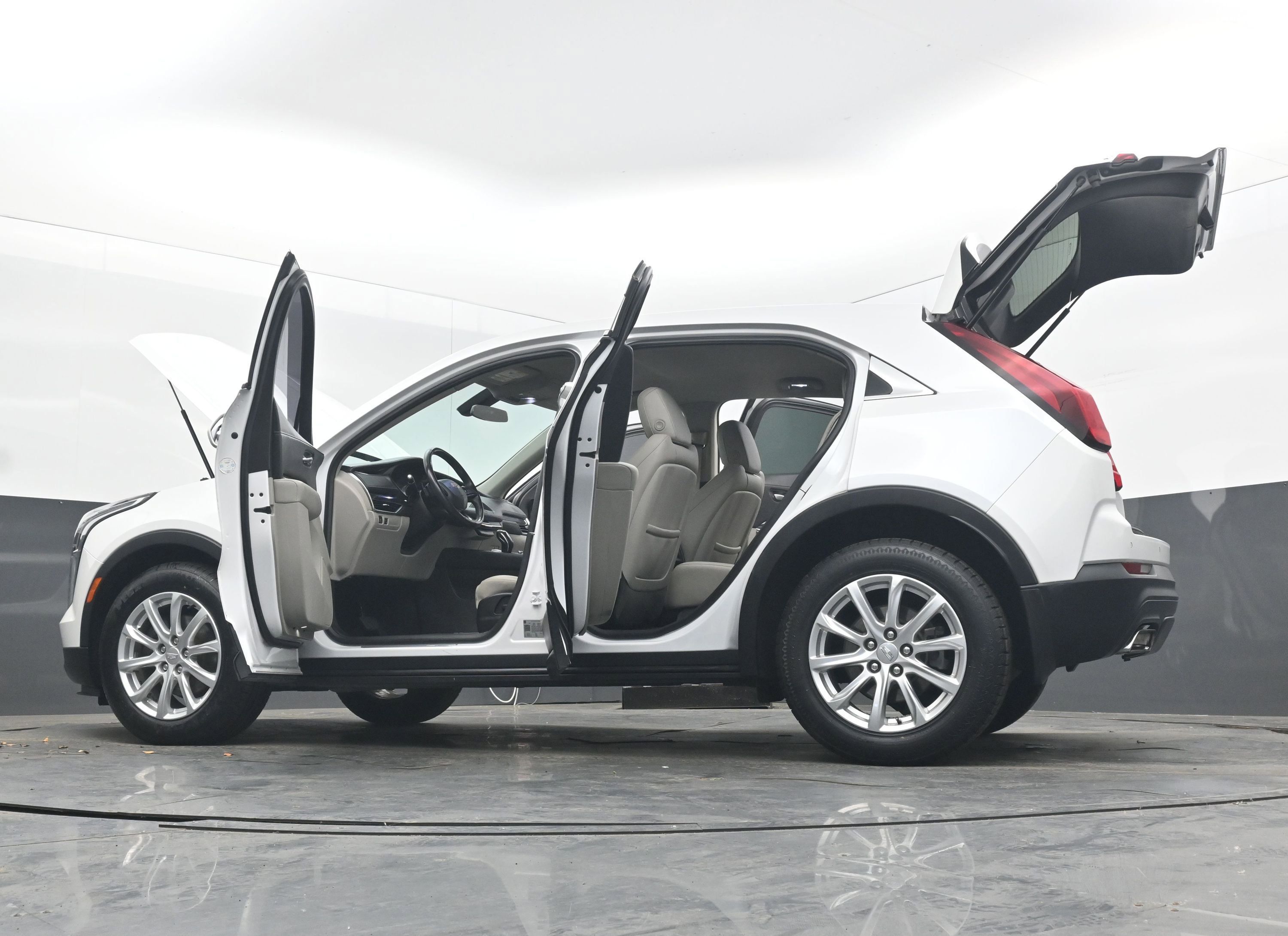 Used 2019 Cadillac XT4 Luxury FWD image 41