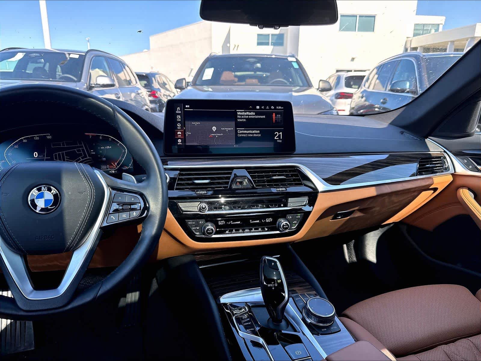 Used 2023 BMW 540i w/ Convenience Package RWD image 12