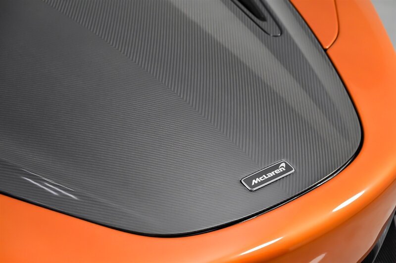 Used 2018 McLaren 720S Performance RWD image 6