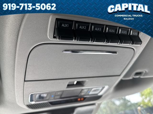 New 2026 Ford F550 4x4 Crew Cab image 34