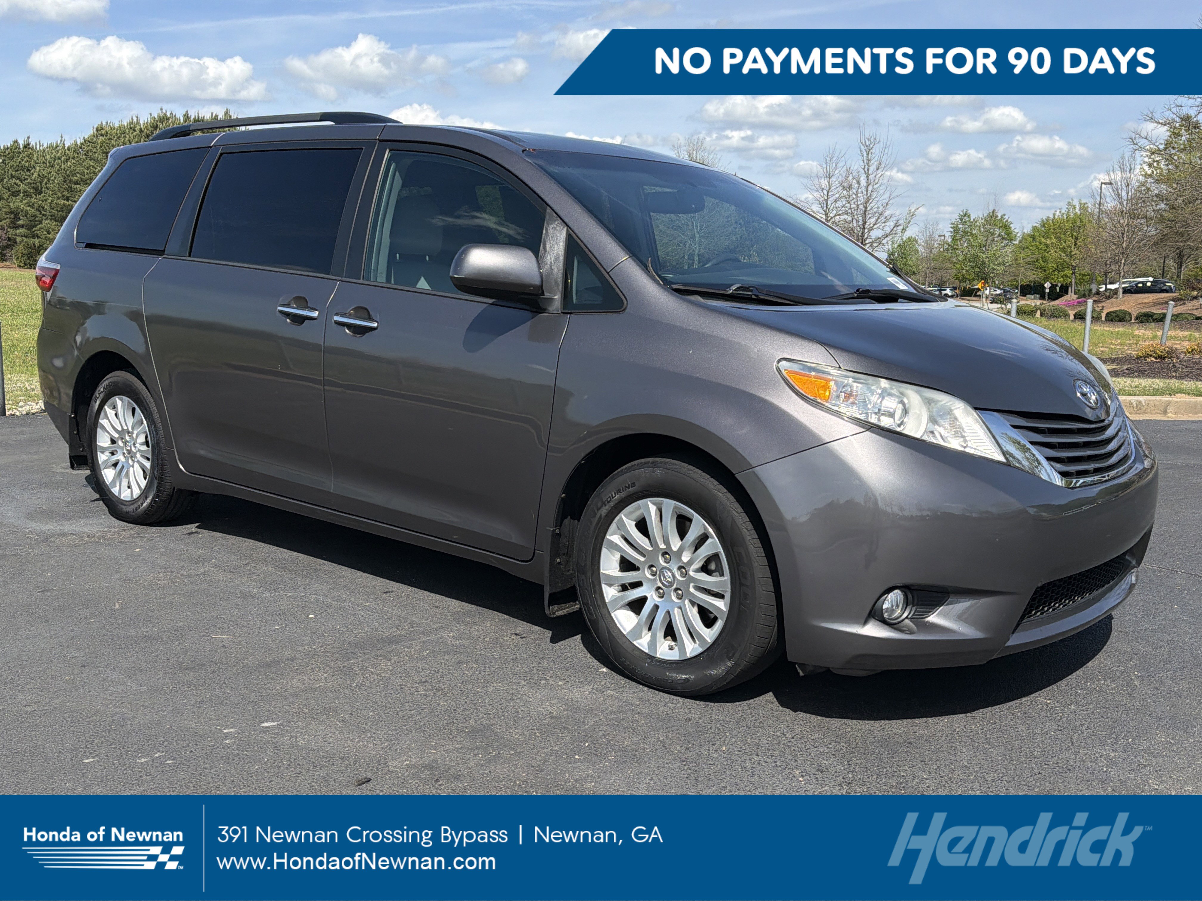 Used 2017 Toyota Sienna XLE
