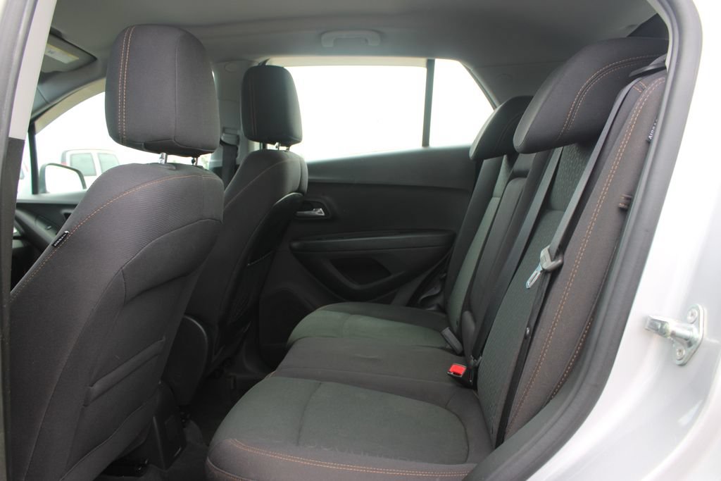 Used 2017 Chevrolet Trax LS FWD image 22