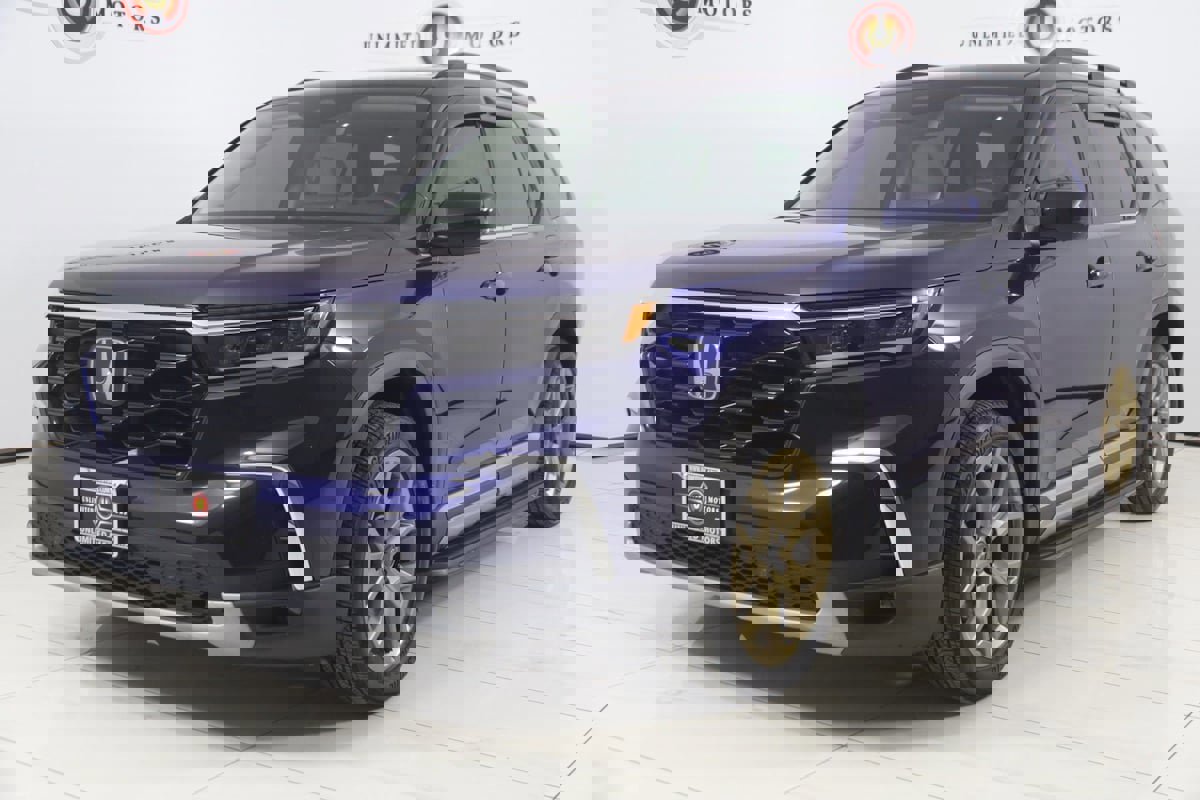 Used 2024 Honda Pilot Touring image 5