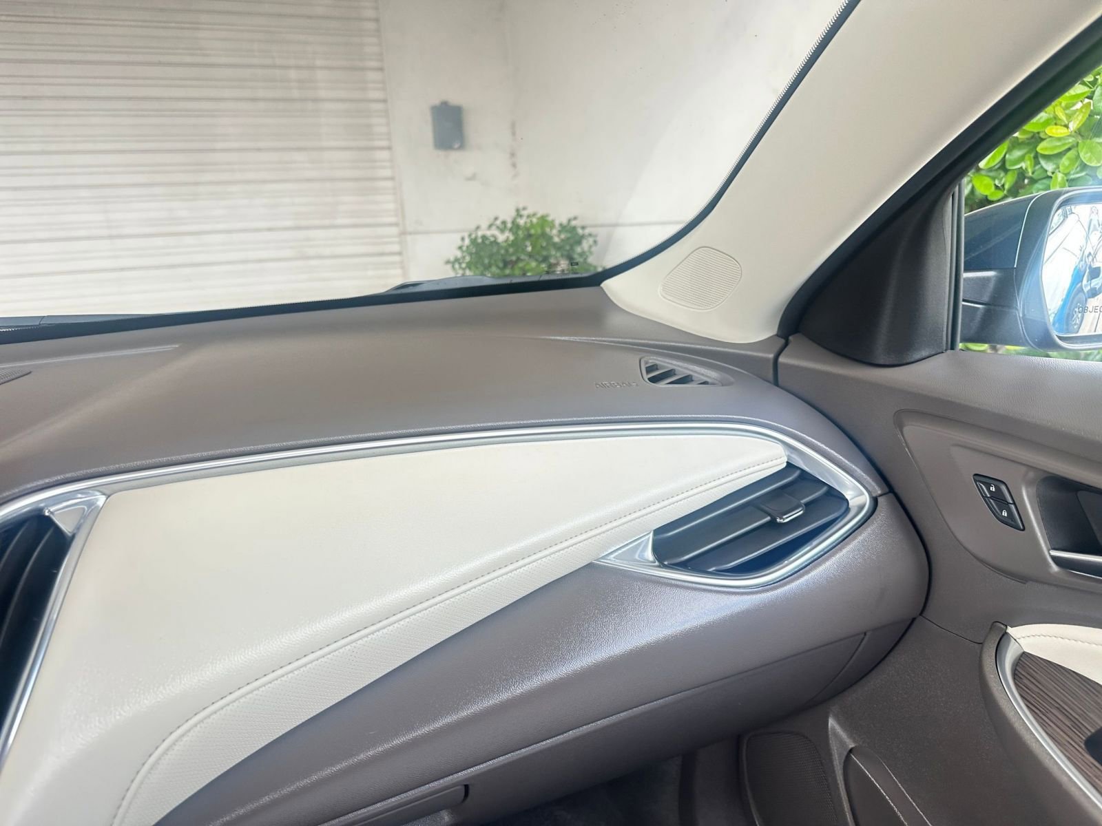 Used 2024 Chevrolet Malibu LT image 35