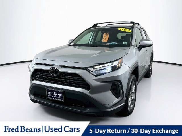 Used 2022 Toyota RAV4 XLE AWD/4WD image 3