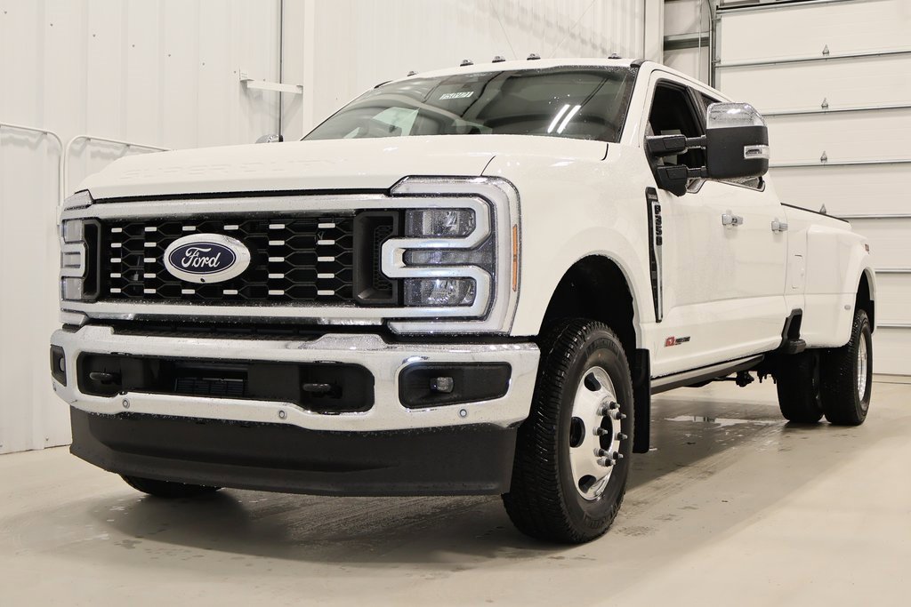 New 2025 Ford F350 King Ranch w/ Chrome Package image 4