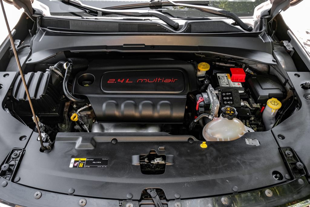 Used 2022 Jeep Compass Limited image 7