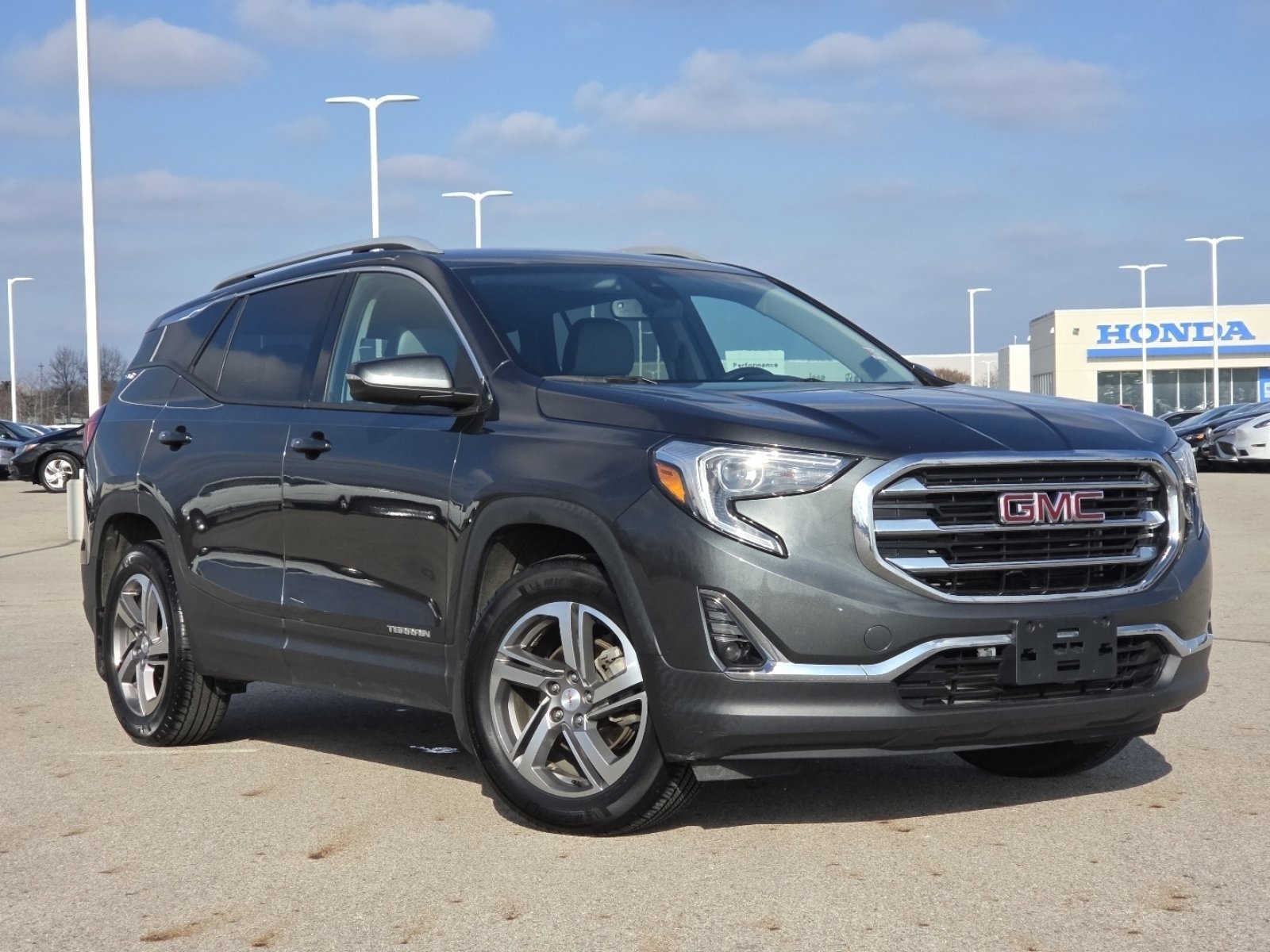 Used 2018 GMC Terrain SLT w/ Preferred Package image 2