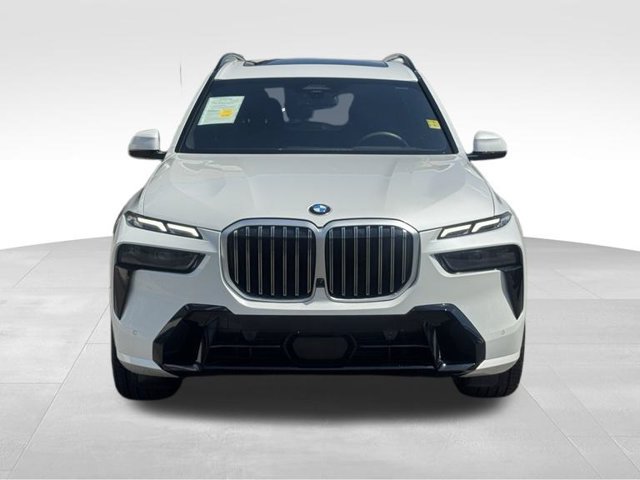 Certified 2025 BMW X7 xDrive40i w/ M Sport Package AWD/4WD image 13