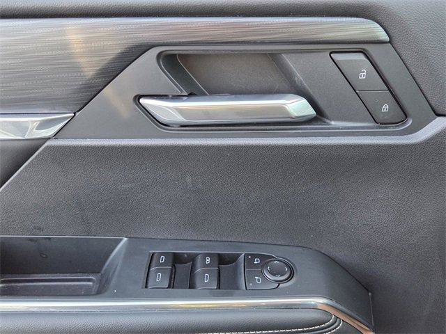 Used 2025 GMC Acadia Elevation image 19