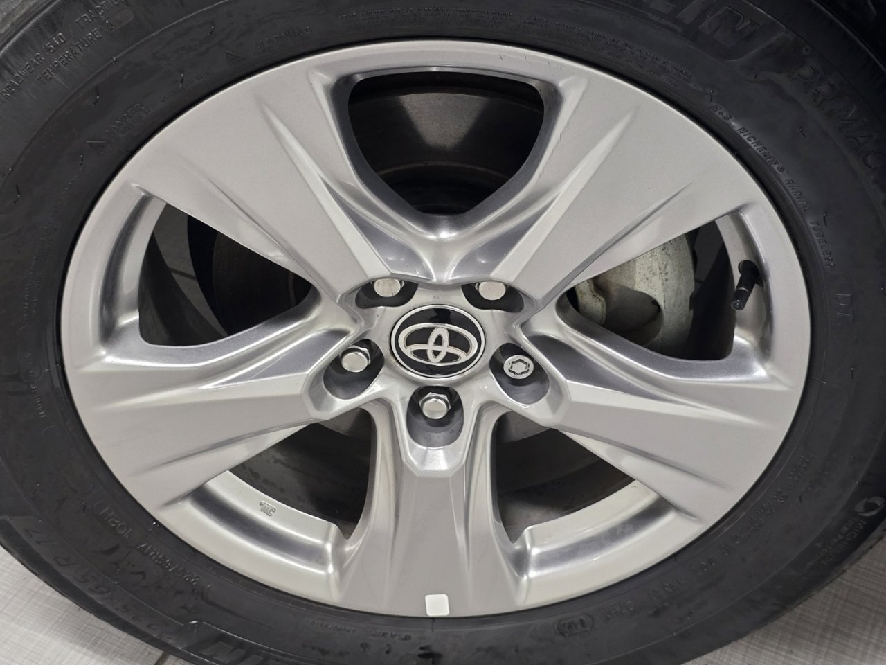 Certified 2025 Toyota RAV4 XLE w/ Convenience Package image 11