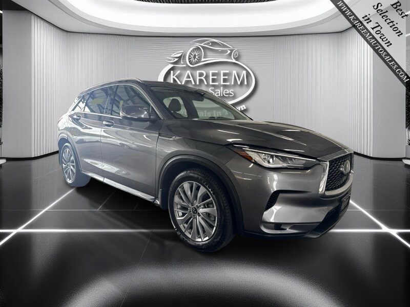 Used 2023 INFINITI QX50 Luxe FWD image 3
