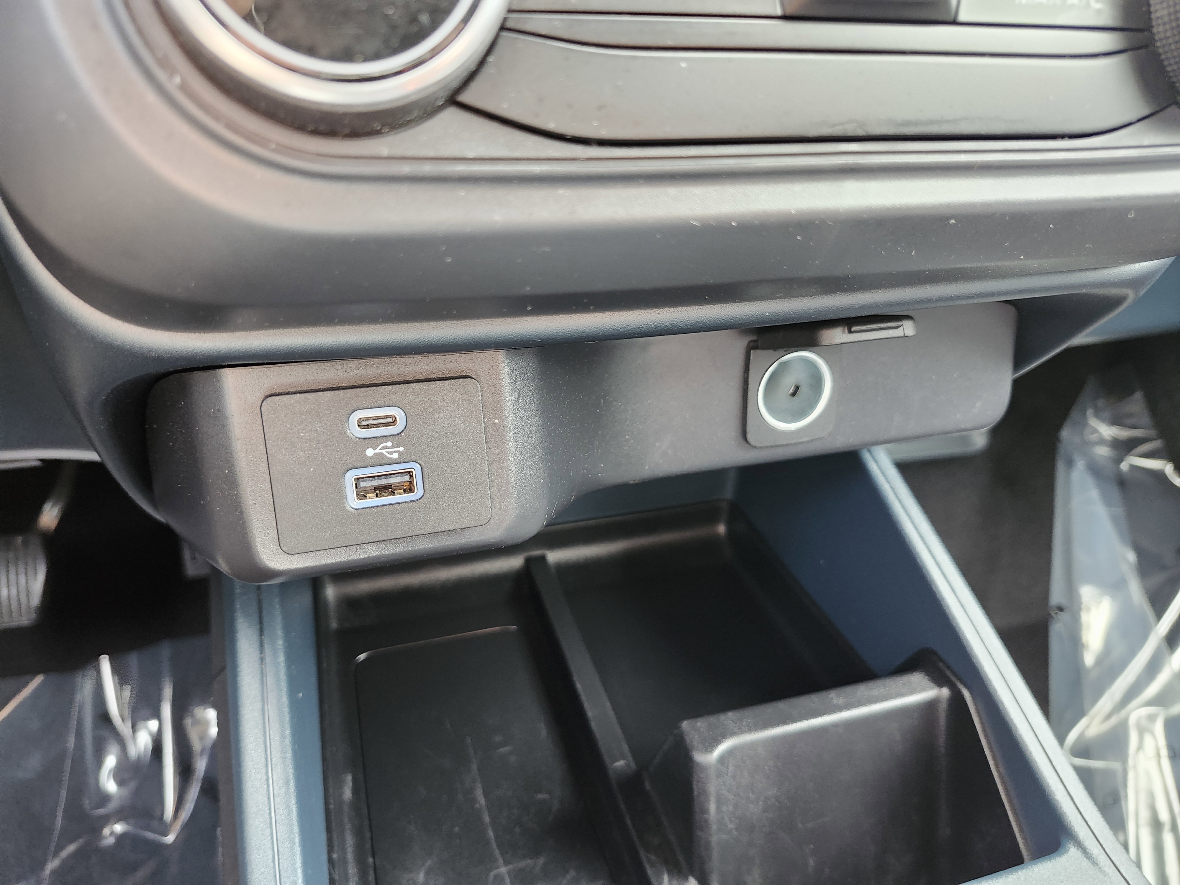 Used 2024 Ford Maverick XL image 7