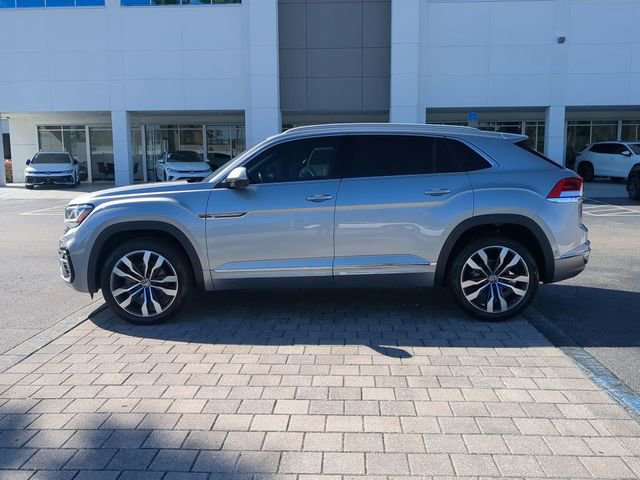 Certified 2022 Volkswagen Atlas Cross Sport SEL Premium R-Line AWD/4WD image 6